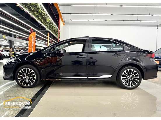 TOYOTA-COROLLA-2023