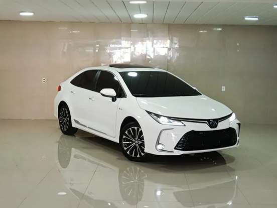 TOYOTA-COROLLA-2025