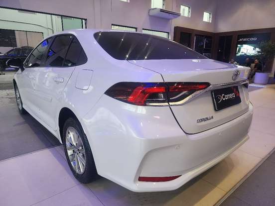 TOYOTA-COROLLA-2025