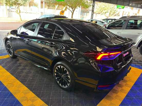 TOYOTA-COROLLA-2024