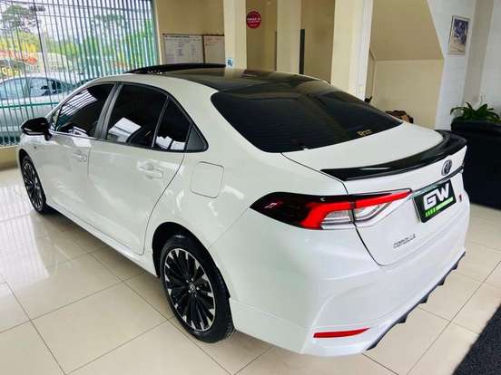 TOYOTA-COROLLA-2024