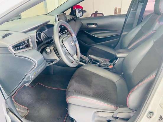TOYOTA-COROLLA-2024