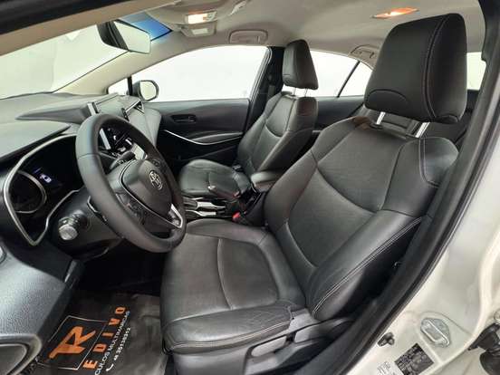 TOYOTA-COROLLA-2020