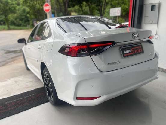 TOYOTA-COROLLA-2021