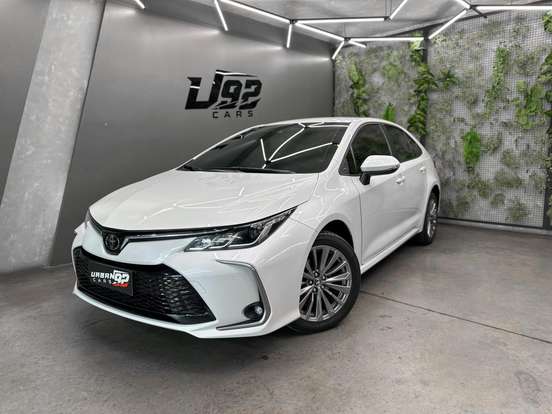 TOYOTA-COROLLA-2024