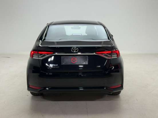 TOYOTA-COROLLA-2025