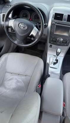 TOYOTA-COROLLA-2013