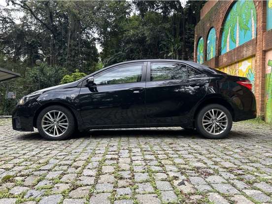 TOYOTA-COROLLA-2014
