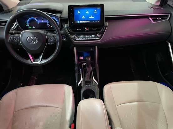 TOYOTA-COROLLA CROSS-2024