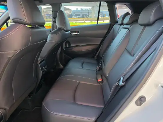 TOYOTA-COROLLA CROSS-2024