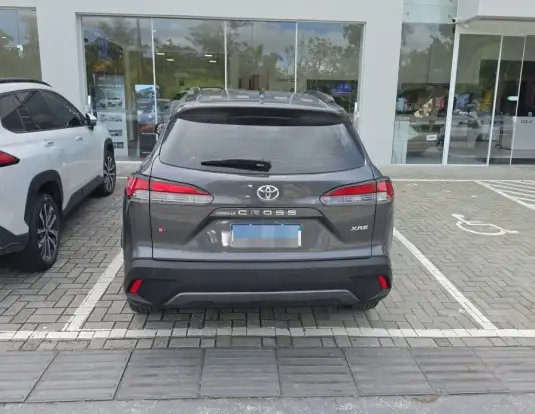 TOYOTA-COROLLA CROSS-2024