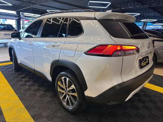 TOYOTA-COROLLA CROSS-2022