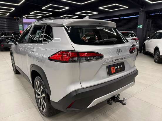 TOYOTA-COROLLA CROSS-2021