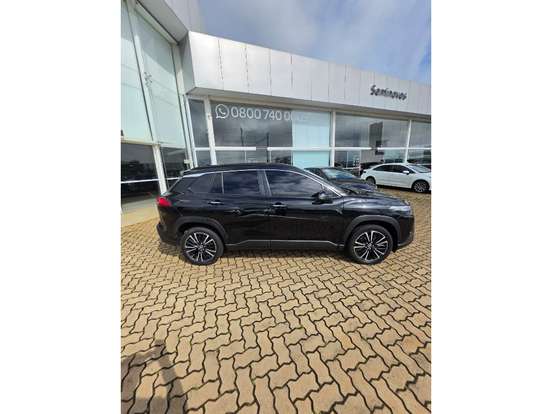 TOYOTA-COROLLA CROSS-2025