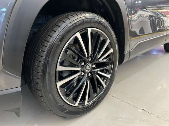 TOYOTA-COROLLA CROSS-2025