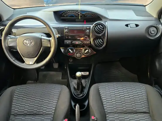 TOYOTA-ETIOS-1.3 X 16V FLEX 4P MANUAL TOYOTA-ETIOS-2015