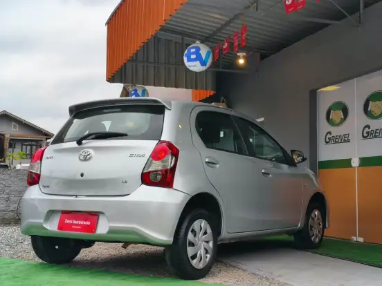 TOYOTA-ETIOS-1.3 X 16V FLEX 4P MANUAL TOYOTA-ETIOS-2019