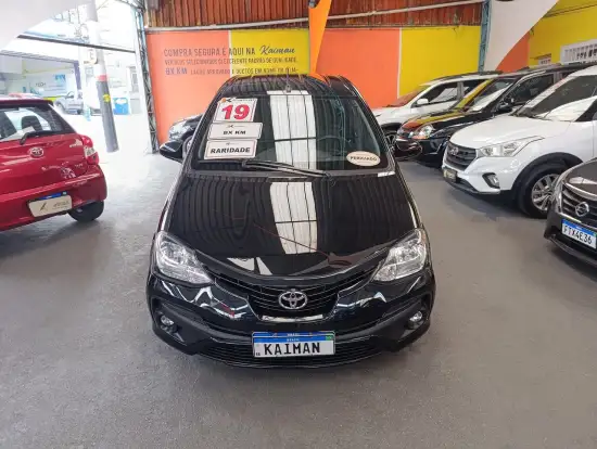 TOYOTA-ETIOS-2018