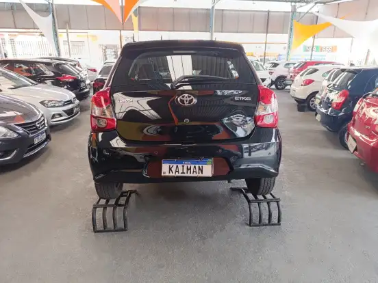 TOYOTA-ETIOS-1.3 X 16V FLEX 4P MANUAL TOYOTA-ETIOS-2018