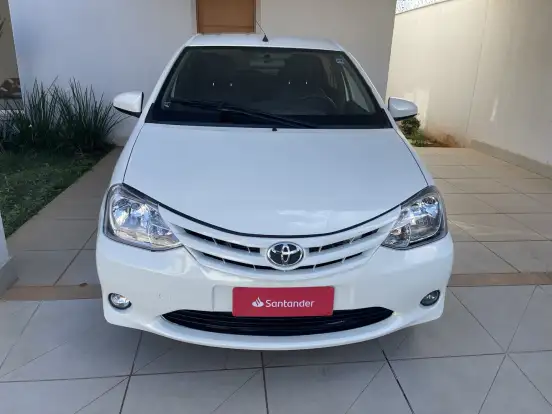 TOYOTA-ETIOS-1.5 XS 16V FLEX 4P MANUAL TOYOTA-ETIOS-2015