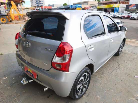 TOYOTA-ETIOS-1.3 16V FLEX 4P MANUAL TOYOTA-ETIOS-2014
