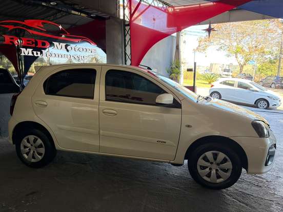 TOYOTA-ETIOS-1.3 X 16V FLEX 4P AUTOMÁTICO TOYOTA-ETIOS-2018