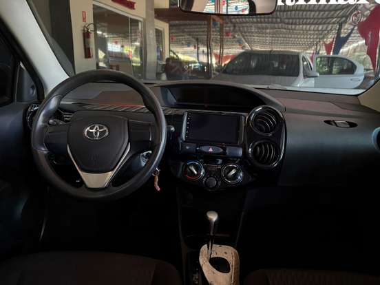 TOYOTA-ETIOS-1.3 X 16V FLEX 4P AUTOMÁTICO TOYOTA-ETIOS-2018