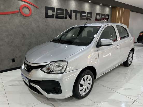 TOYOTA-ETIOS-2017
