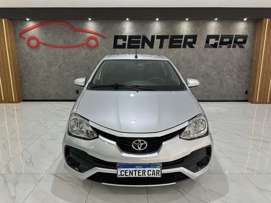 TOYOTA-ETIOS-2017