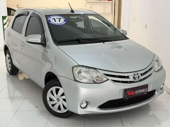 TOYOTA-ETIOS-2017