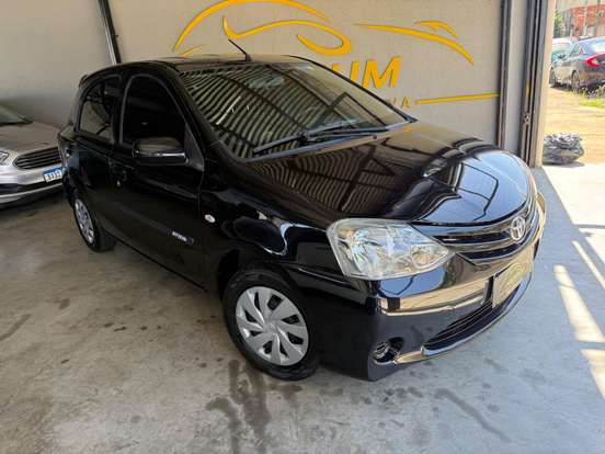 TOYOTA-ETIOS-1.3 X 16V FLEX 4P MANUAL TOYOTA-ETIOS-2013
