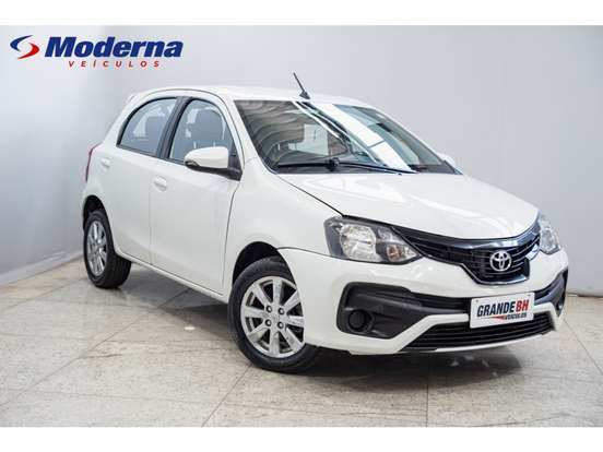 TOYOTA-ETIOS-1.5 X PLUS 16V FLEX 4P AUTOMÁTICO TOYOTA-ETIOS-2018