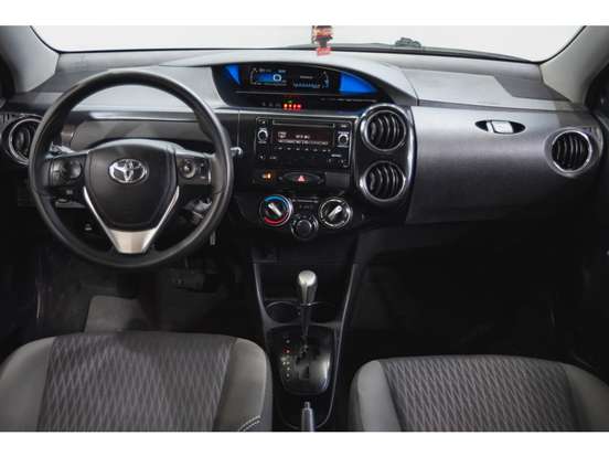 TOYOTA-ETIOS-1.5 X PLUS 16V FLEX 4P AUTOMÁTICO TOYOTA-ETIOS-2018