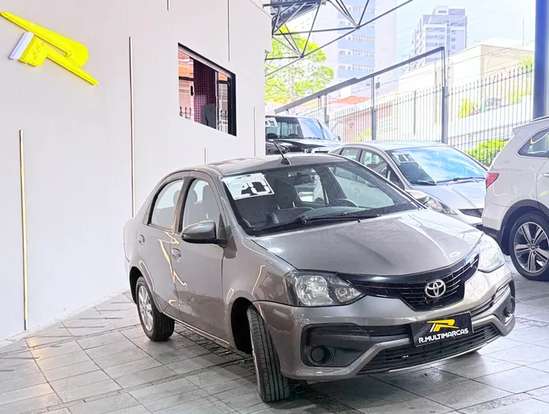 TOYOTA-ETIOS-1.5 X PLUS SEDAN 16V FLEX 4P AUTOMÁTICO TOYOTA-ETIOS-2019