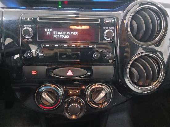 TOYOTA-ETIOS-2018