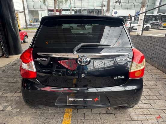TOYOTA-ETIOS-1.5 XLS 16V FLEX 4P MANUAL TOYOTA-ETIOS-2015