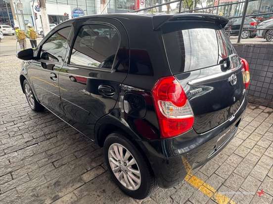 TOYOTA-ETIOS-1.5 XLS 16V FLEX 4P MANUAL TOYOTA-ETIOS-2015