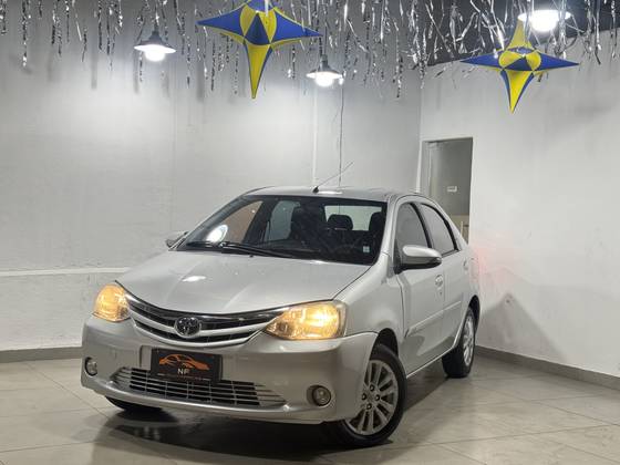 TOYOTA ETIOS 1.5 XLS SEDAN 16V FLEX 4P MANUAL