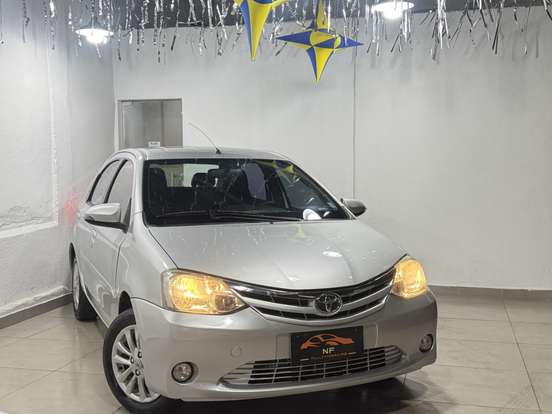 TOYOTA-ETIOS-1.5 XLS SEDAN 16V FLEX 4P MANUAL TOYOTA-ETIOS-2015