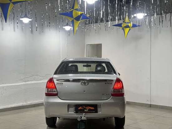 TOYOTA-ETIOS-1.5 XLS SEDAN 16V FLEX 4P MANUAL TOYOTA-ETIOS-2015
