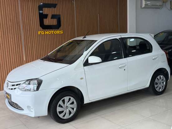 TOYOTA-ETIOS-2016