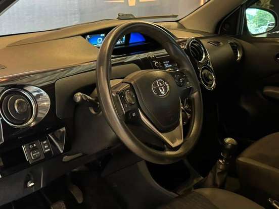 TOYOTA-ETIOS-1.5 XS 16V FLEX 4P MANUAL TOYOTA-ETIOS-2017