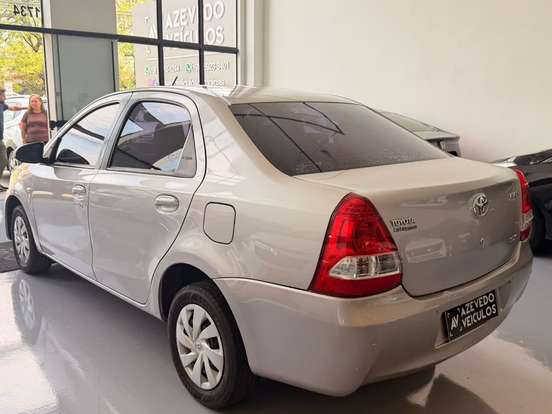 TOYOTA-ETIOS-1.5 XS SEDAN 16V FLEX 4P AUTOMÁTICO TOYOTA-ETIOS-2016
