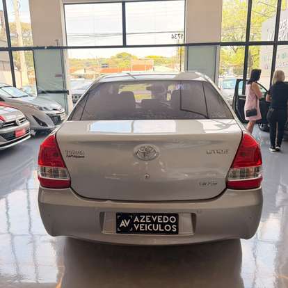 TOYOTA-ETIOS-2016