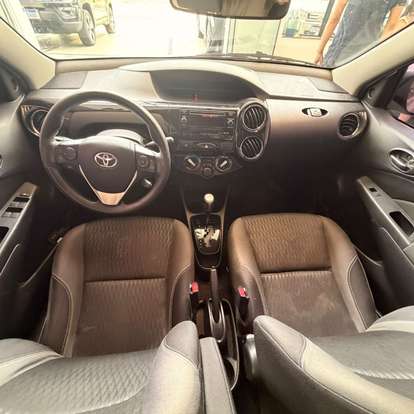 TOYOTA-ETIOS-2016