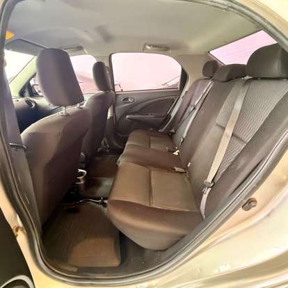 TOYOTA-ETIOS-2016