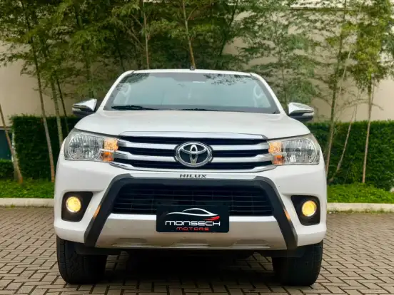 TOYOTA-HILUX-2.7 SRV 4X2 CD 16V FLEX 4P AUTOMÁTICO TOYOTA-HILUX-2017