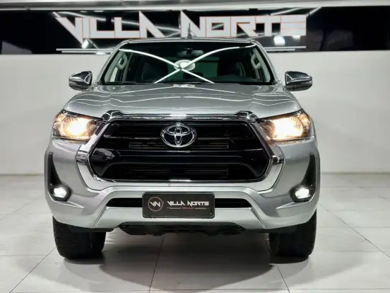 TOYOTA-HILUX-2024