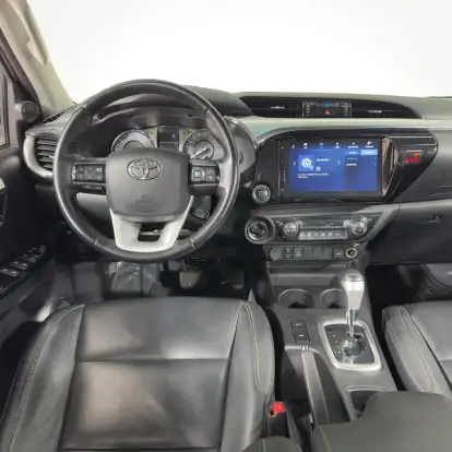 TOYOTA-HILUX-2024