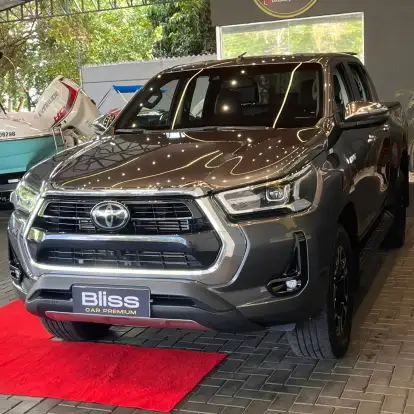 TOYOTA-HILUX-2.8 D-4D TURBO DIESEL CD SRX 4X4 AUTOMÁTICO TOYOTA-HILUX-2022